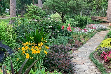 How do i make my garden visually appealing