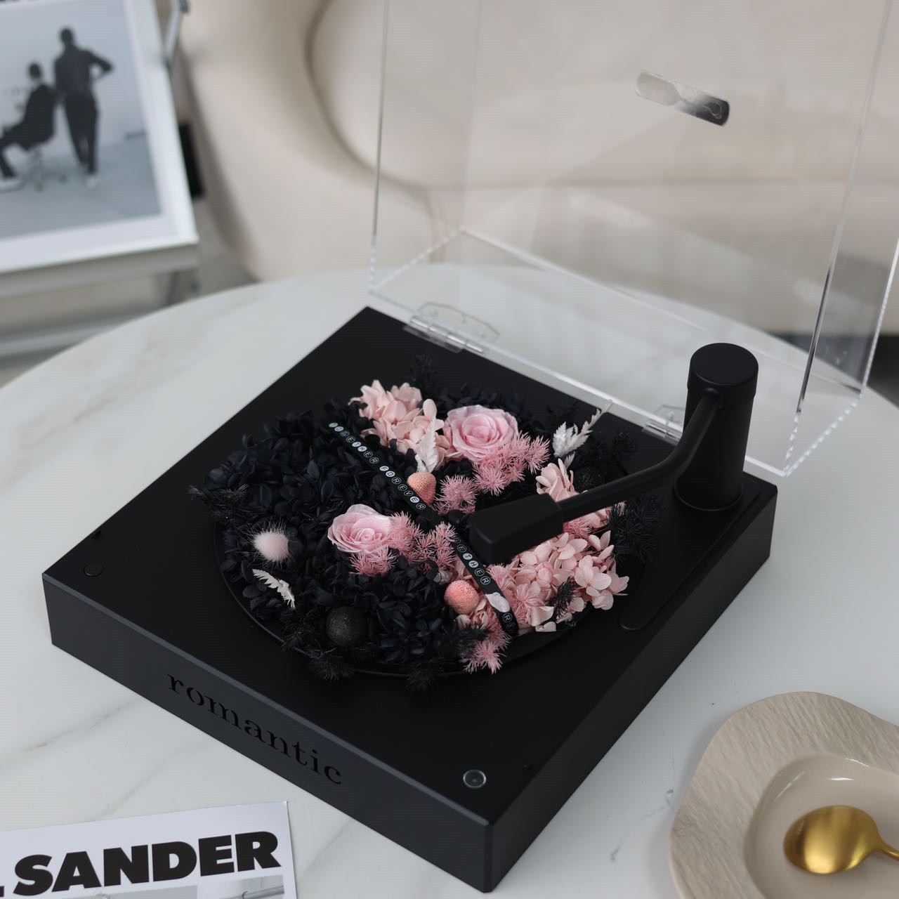 Eternal Flower Phonograph Bluetooth Speaker