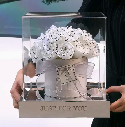 19 Roses Cuddle Bucket