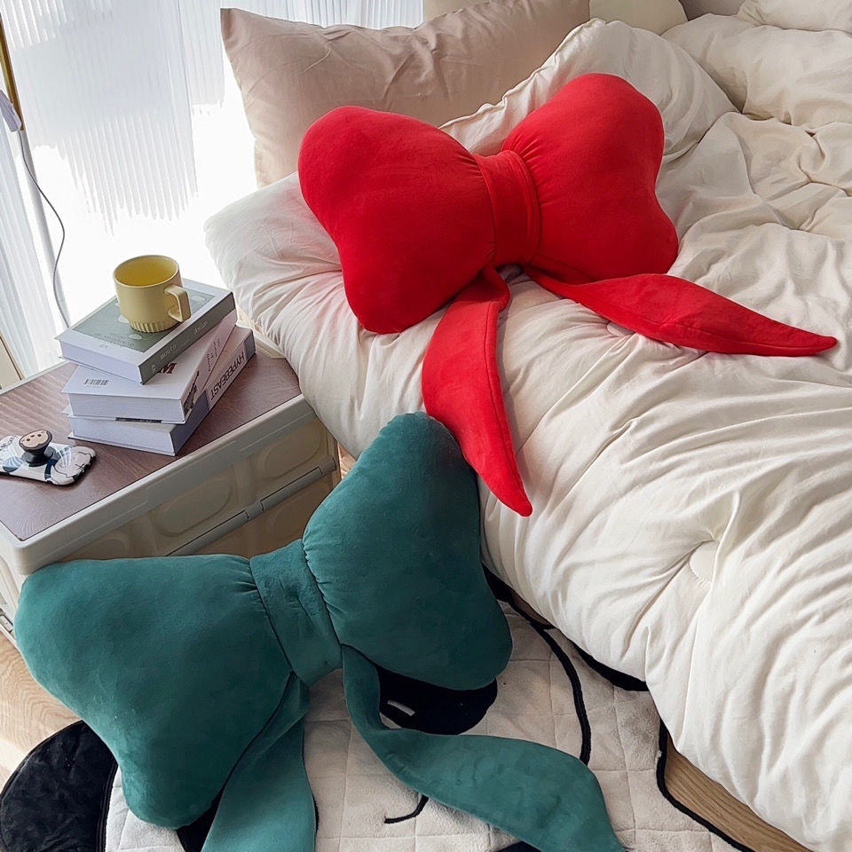 Red Bow Throw Pillows