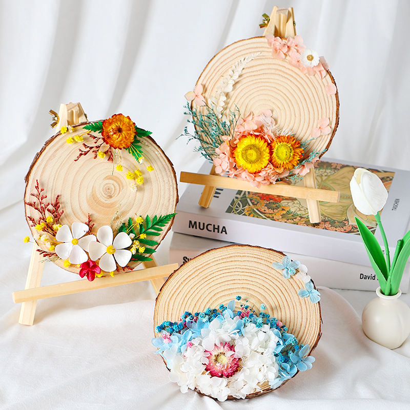 Everlasting Flower Handmade Round Wooden Piece