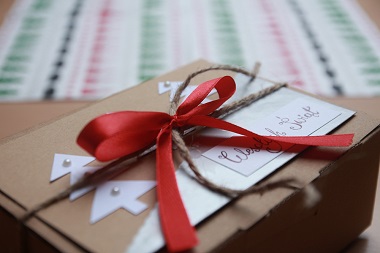 Valentine's Day Gift Doesn't Have To Be Hard. Read These 9 Tips