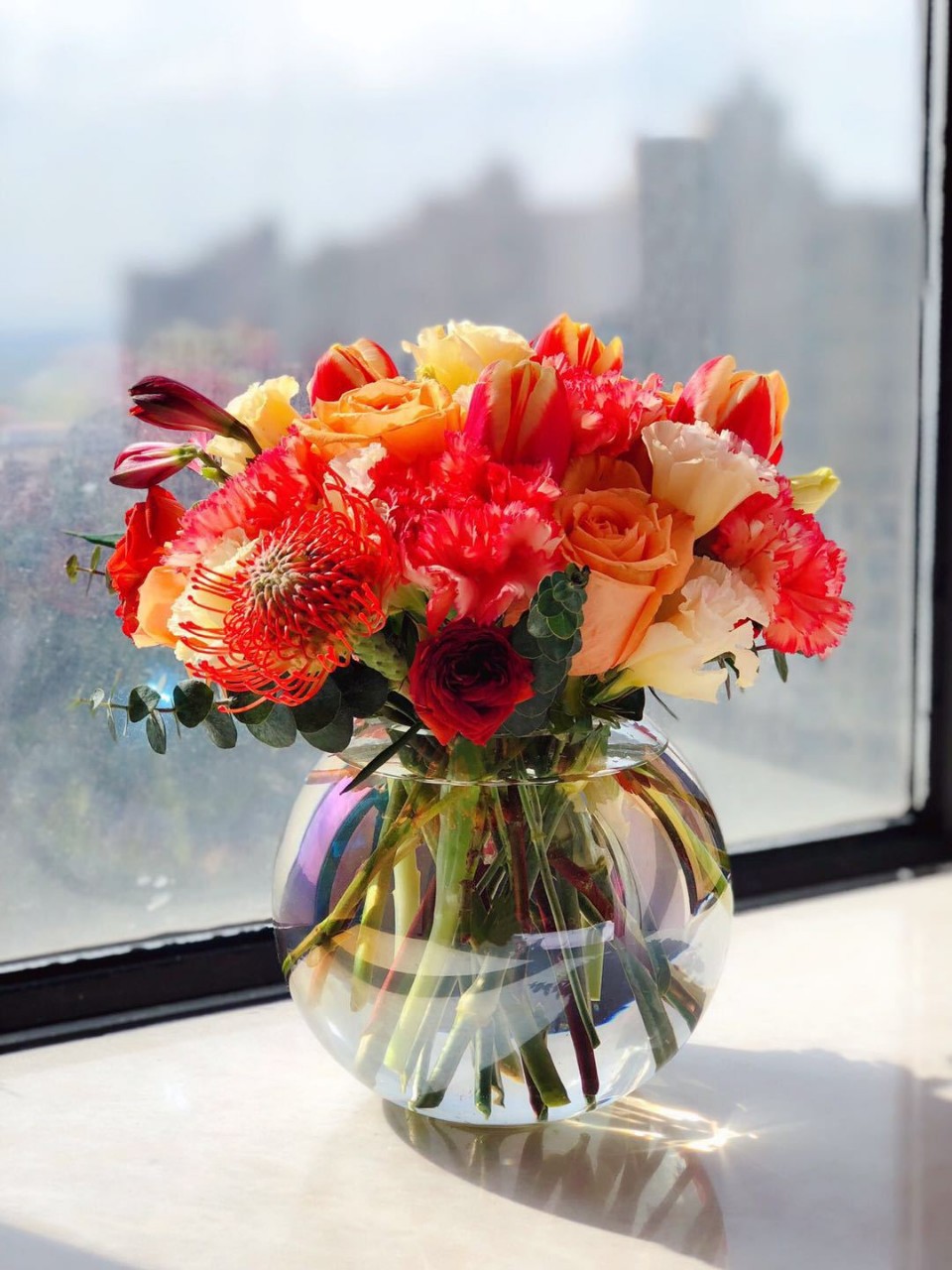 Pearl Iridescent Glass Vase 