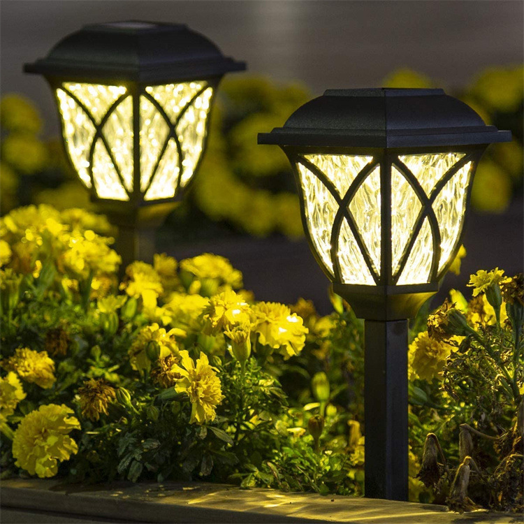 Outdoor Solar Lawn Lights Garden Pathway LED Lights
