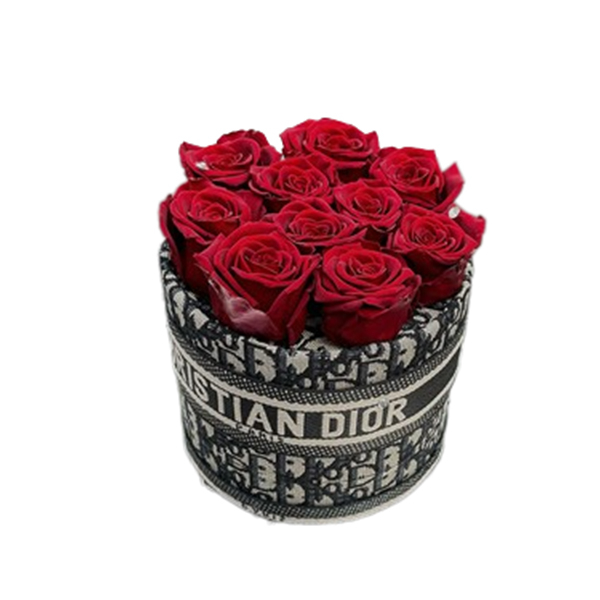Dior Eternal Flowers Hug Bucket