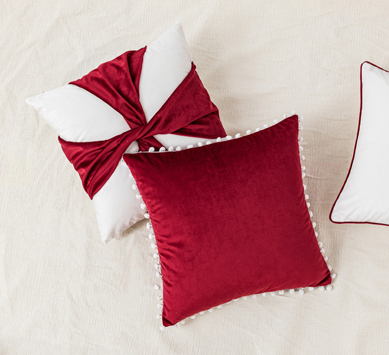 Red Gift Type Throw Pillow