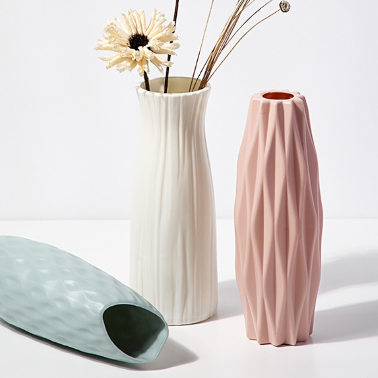 Nordic White Minimalist Vase