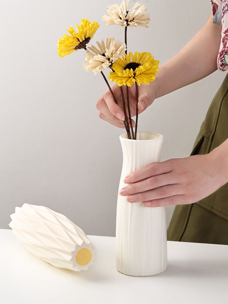 Nordic White Minimalist Vase