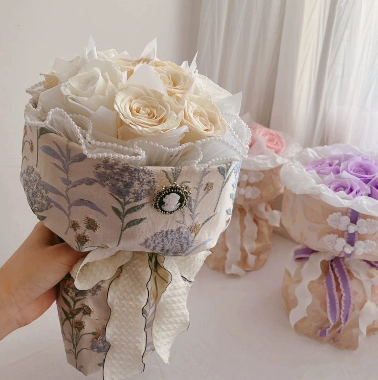 Elegant Color Preserved Flower Bouquet