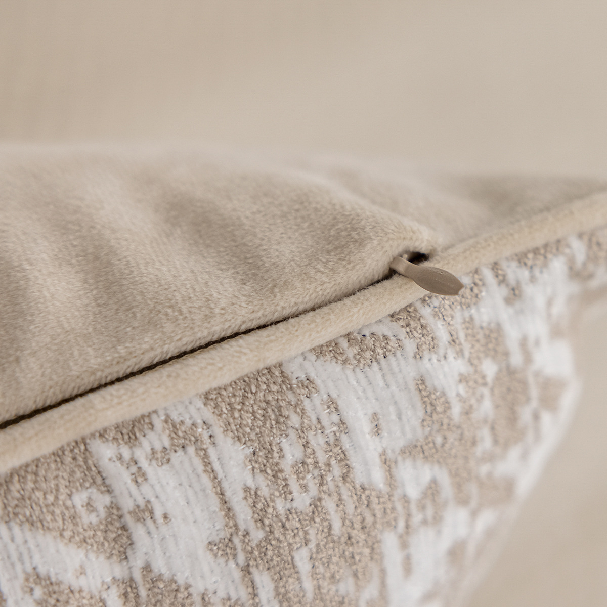 Beige Light Luxury Throw Pillow
