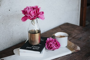 What are Good Ways to Target Home Decor Customers